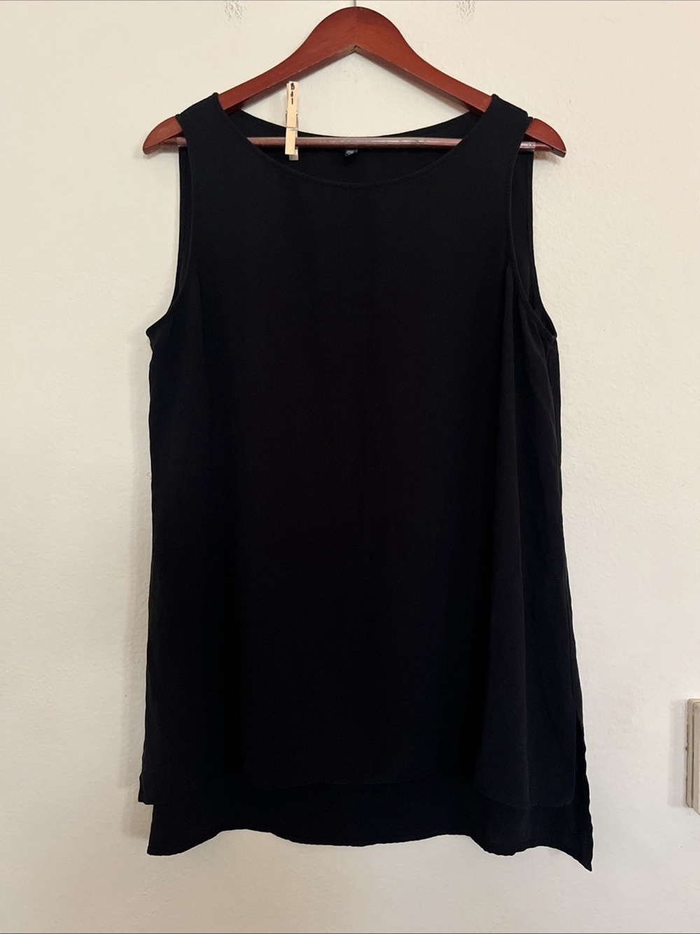 Eileen Fisher Silk Georgette Crepe Black Bateau Neck Lagenlook Tank Blouse